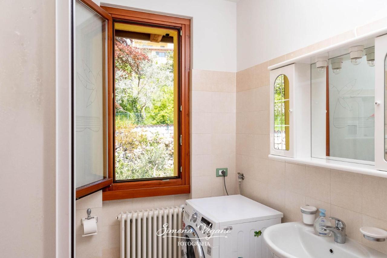 Casa Aria Appartement Riva di Solto Buitenkant foto