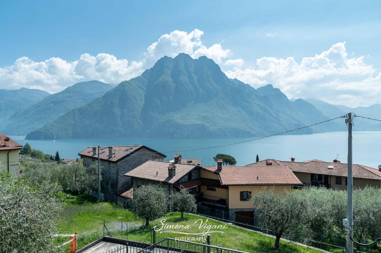 Casa Aria Appartement Riva di Solto Buitenkant foto